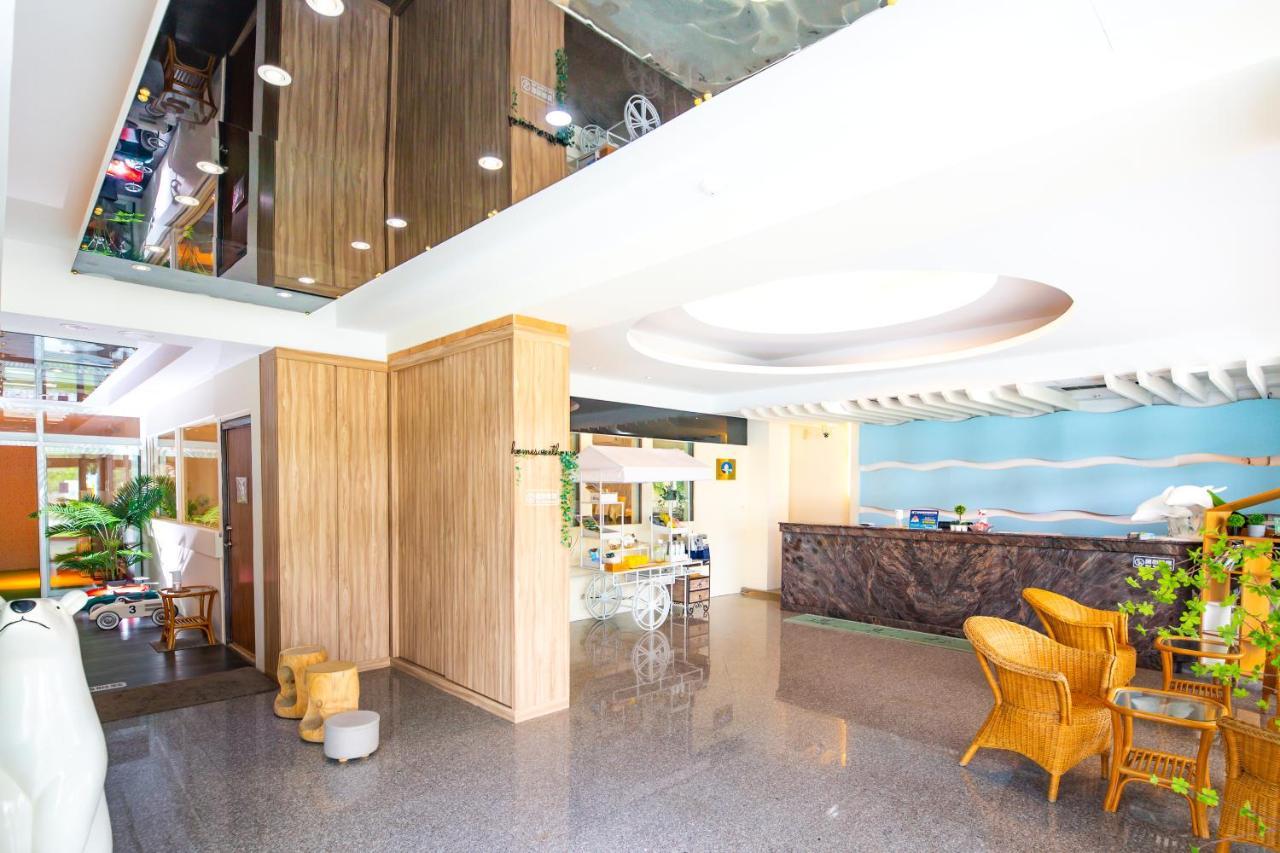 Lovestar Lakeside Hotel - Stars Building Nanwan Zewnętrze zdjęcie